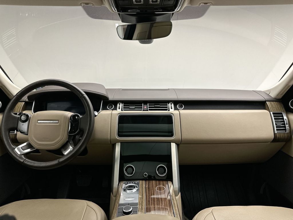 Thumbnail: 2019 Land Rover Range Rover - 8