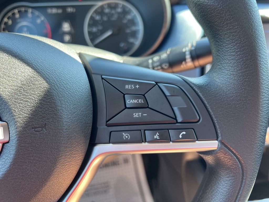 2025 Gray Sky Pearl Nissan Versa 1.6 SV FWD Sedan