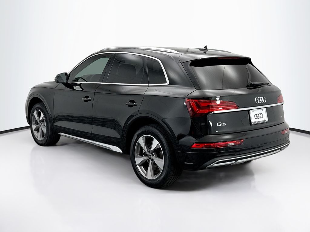 Thumbnail: 2023 Audi Q5 - 7