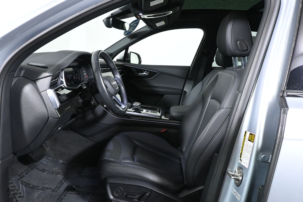 Thumbnail: 2024 Audi Q7 - 3