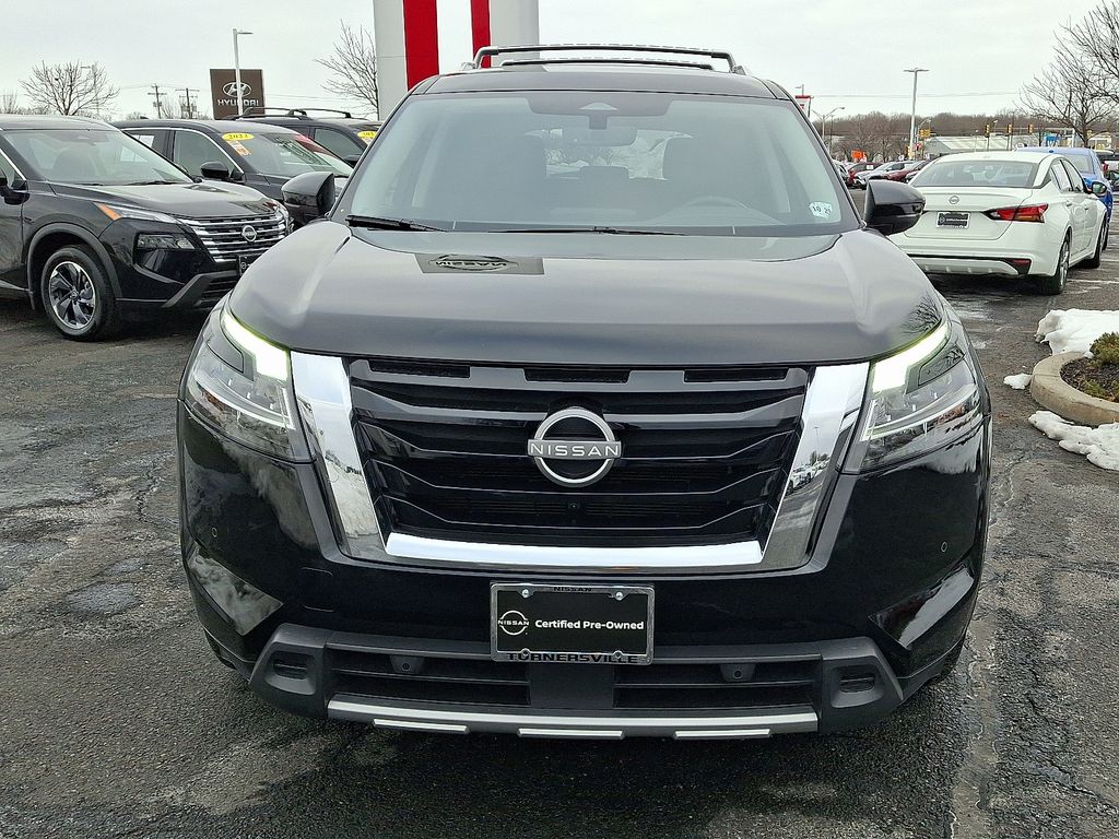 Thumbnail: 2024 Nissan Pathfinder - 2
