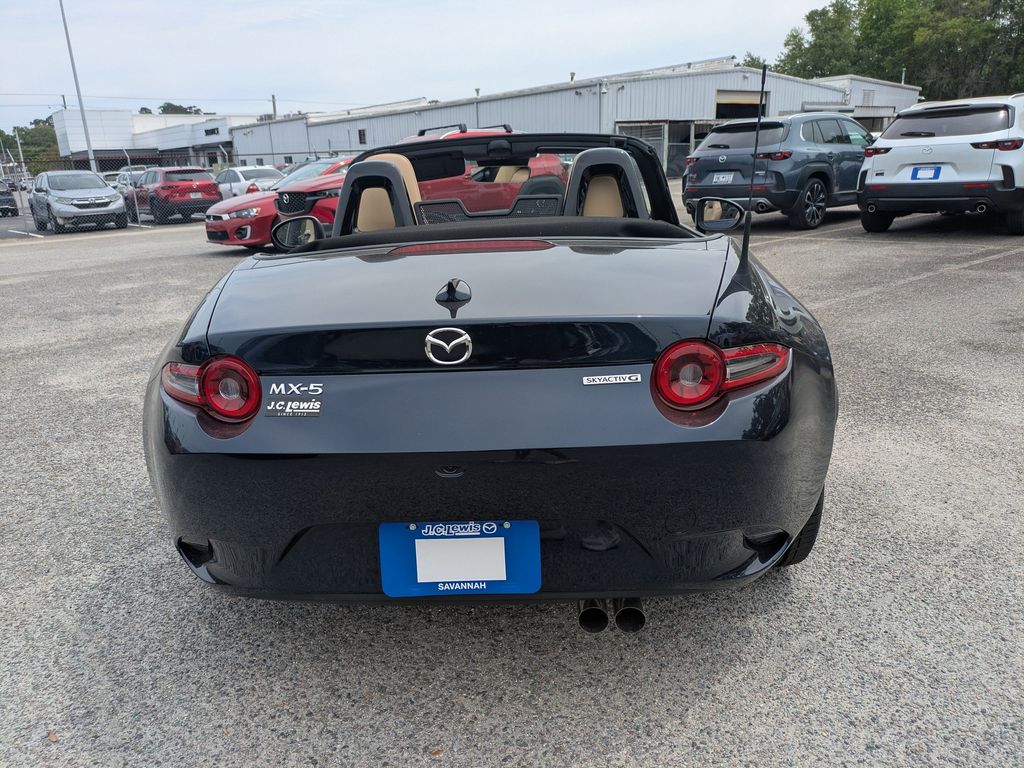 2026 Mazda MX-5 Miata Grand Touring
