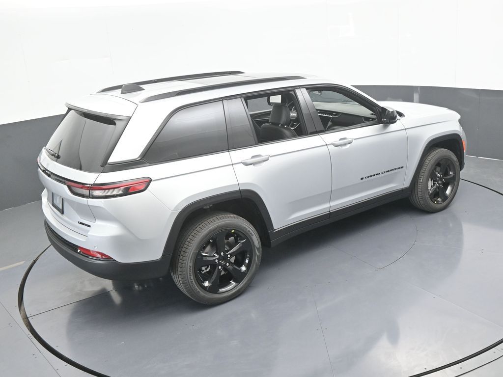 New 2025 Silver Zynith Jeep Limited image 46