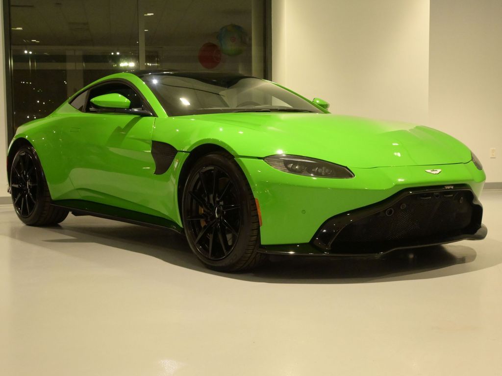 2019 Aston Martin Vantage Base