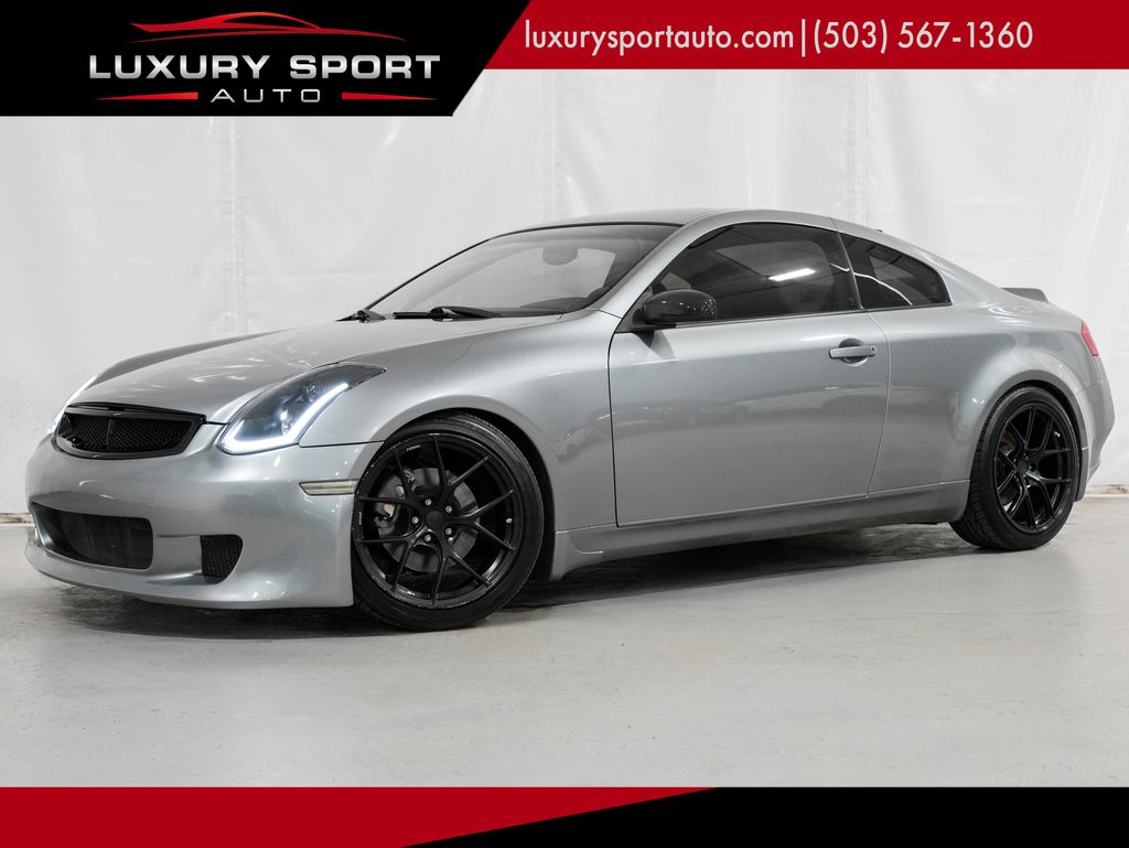 Gray (Diamond Graphite) 2005 INFINITI G35 Coupe Rear-Wheel Drive 6-Speed Manual Overdrive