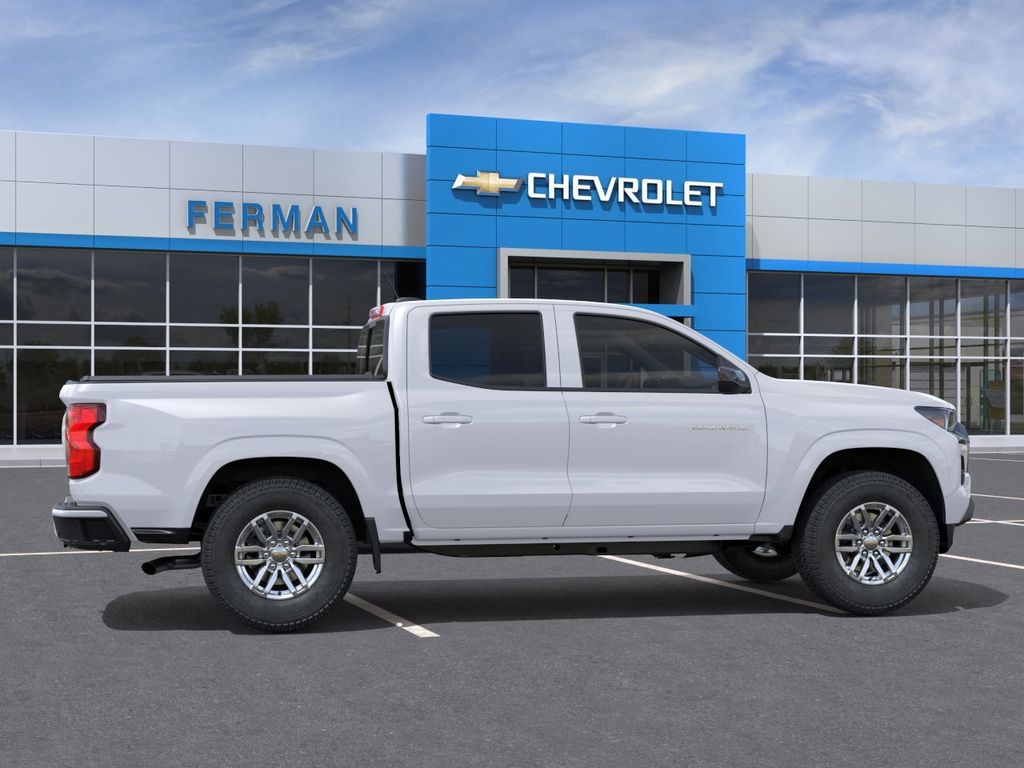 View vehicle photo 6