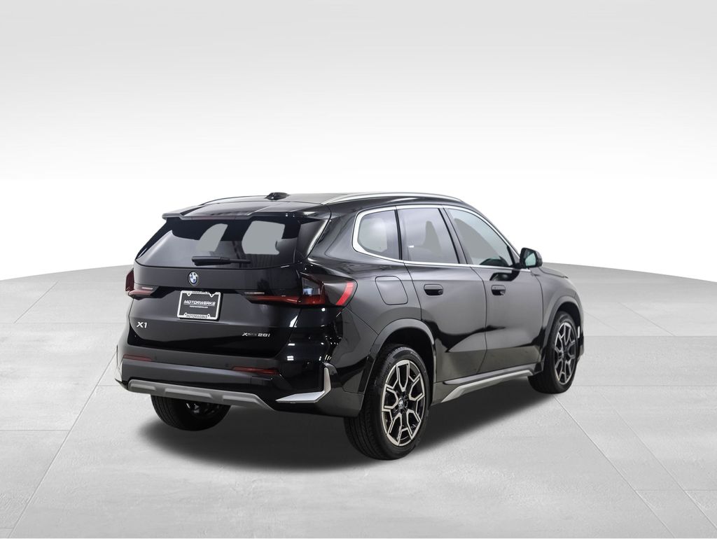 2025 BMW X1 xDrive28i 5
