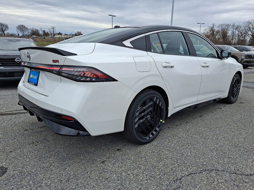 2026 Nissan Sentra — photo 4