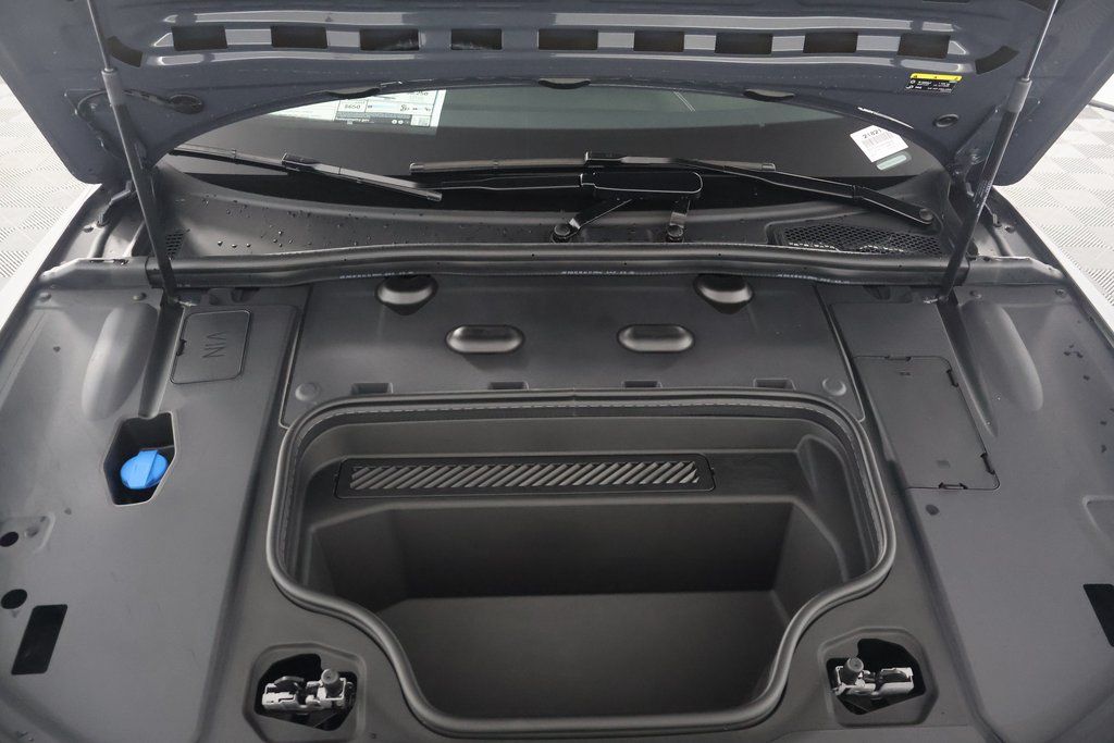 Thumbnail: 2025 Audi A6 - 9