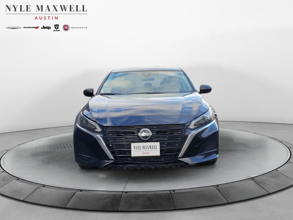 Used Car 2024 Nissan Altima  2.5 Sv For Sale Under $20,000 In Austin, Texas