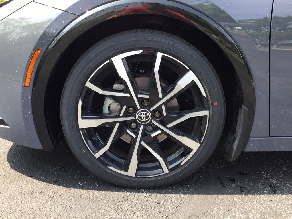 2024 Toyota Prius Prime Premium 9