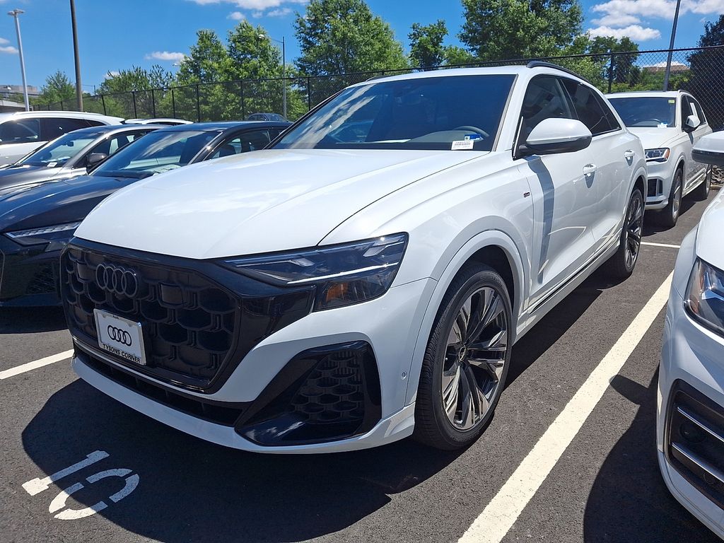 Thumbnail: 2026 Audi Q8 - 1