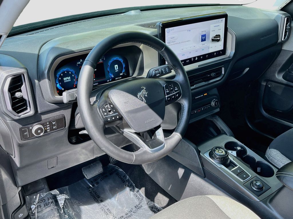 Used 2025 Green Ford Big Bend image 9
