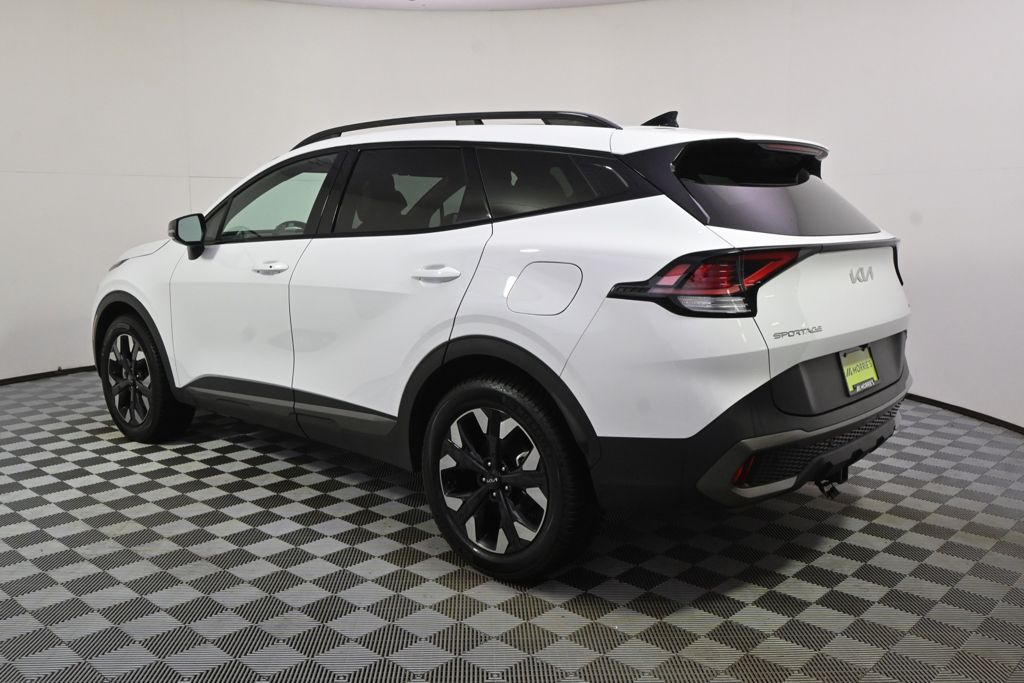 Used 2024 White Kia X-Line image 3