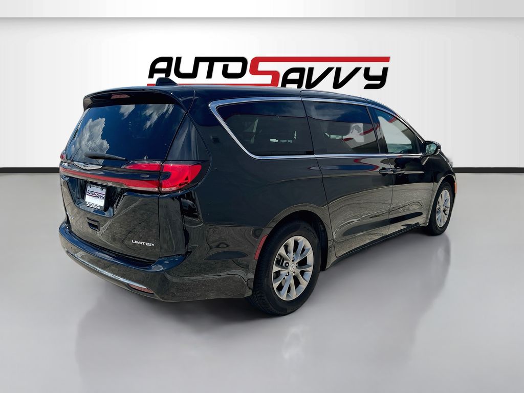 Used 2026 Black Chrysler Limited image 7