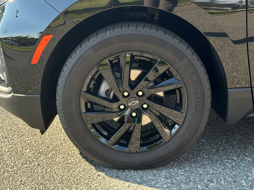 ChevroletEquinox32