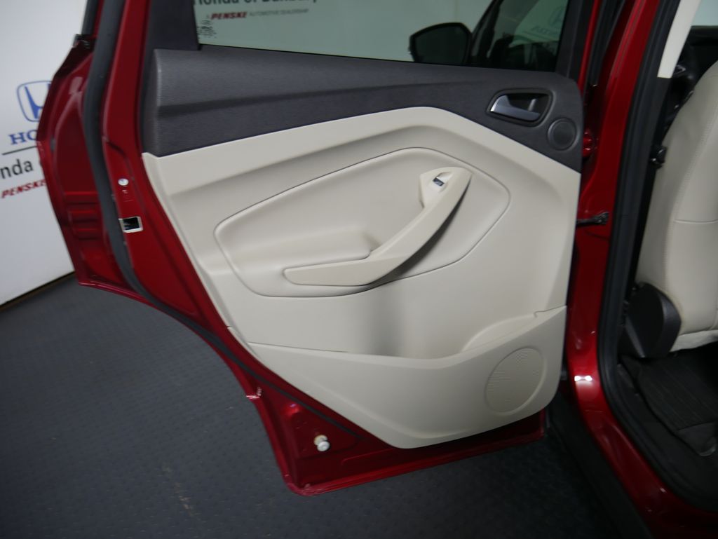 Thumbnail: 2019 Ford Escape - 12