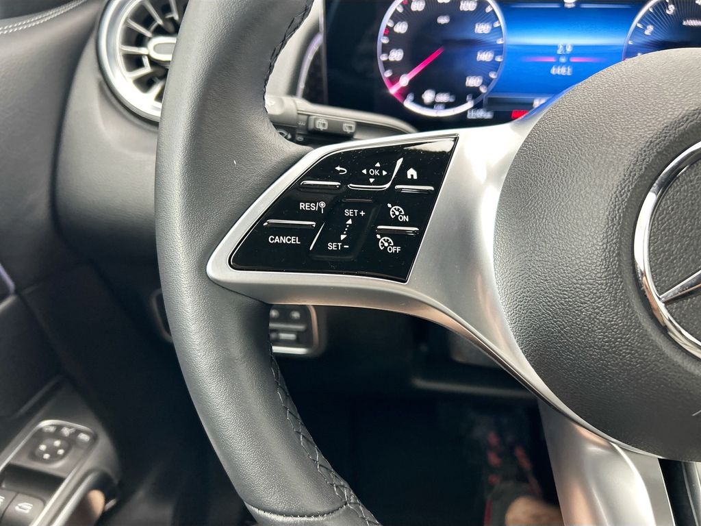 Thumbnail: 2025 Mercedes-Benz GLB - 11