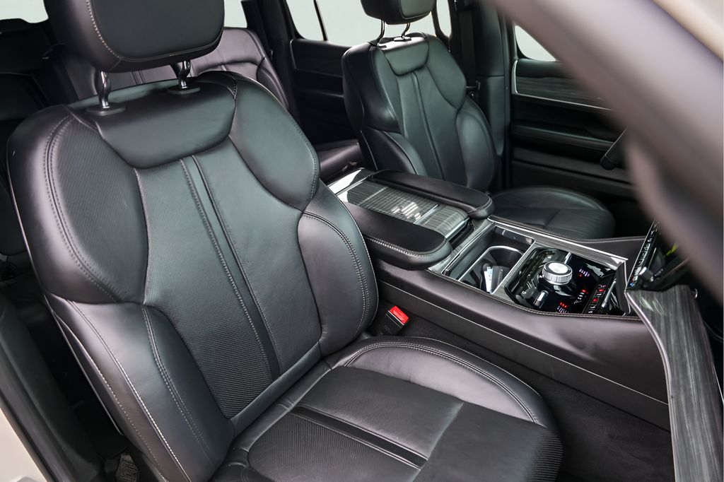 Used Car 2022 Jeep Wagoneer  Series Iii For Sale Under $50,000 In Austin, Texas