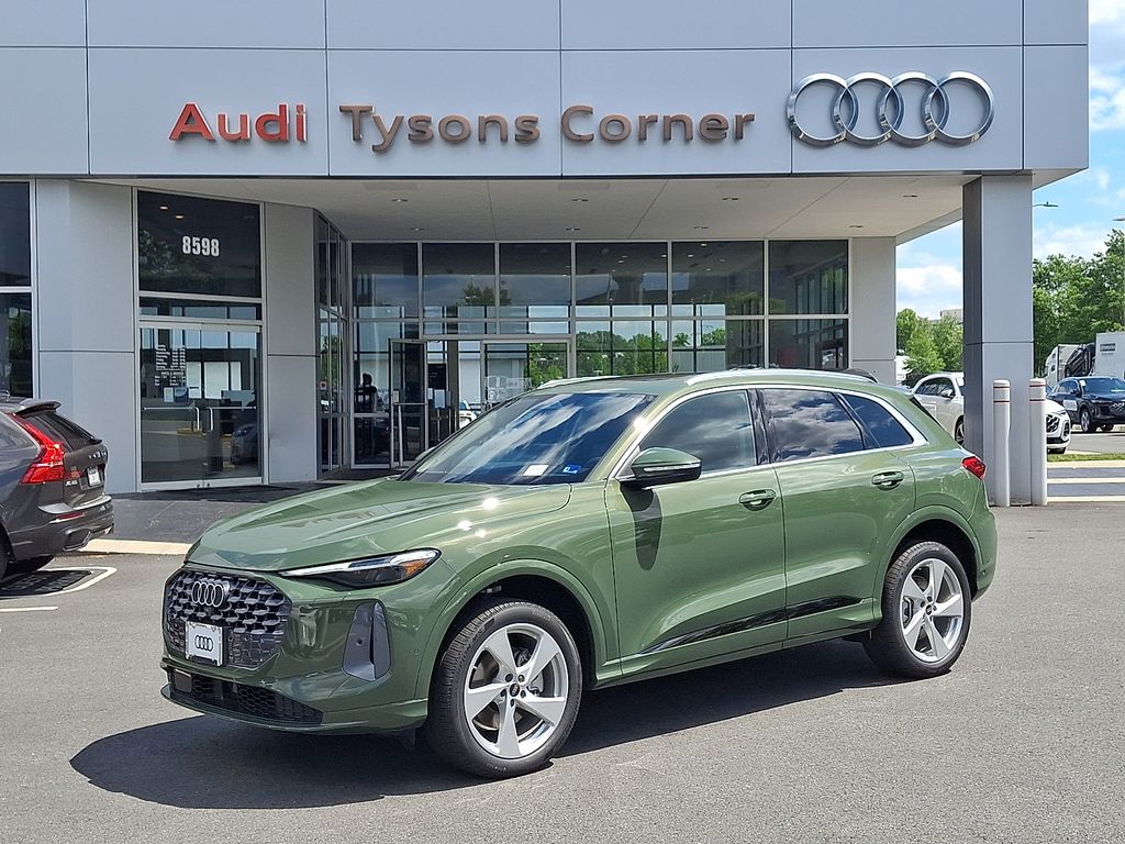 Thumbnail: 2026 Audi Q5 - 1