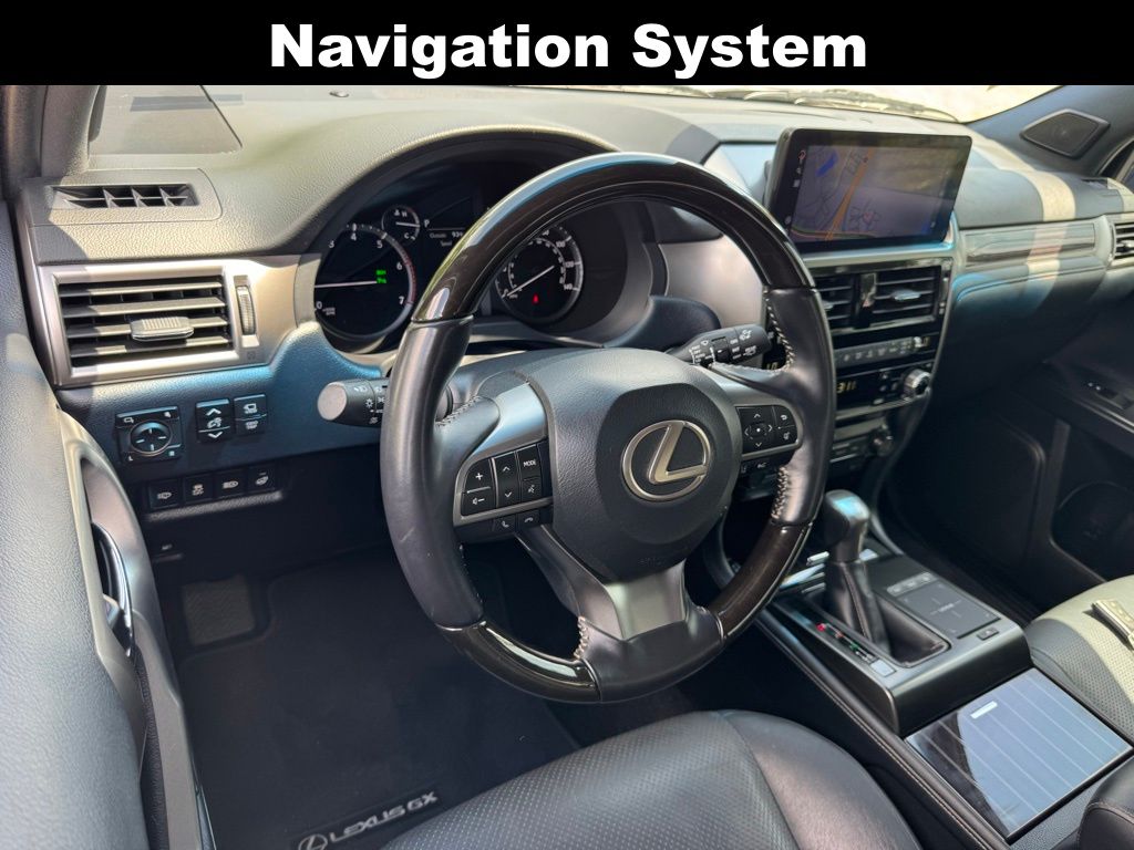 2022 Lexus GX 460 Luxury photo 2