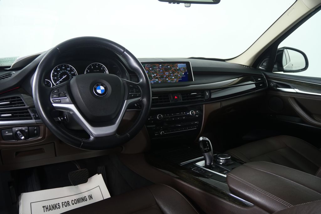 Thumbnail: 2015 BMW X5 - 15