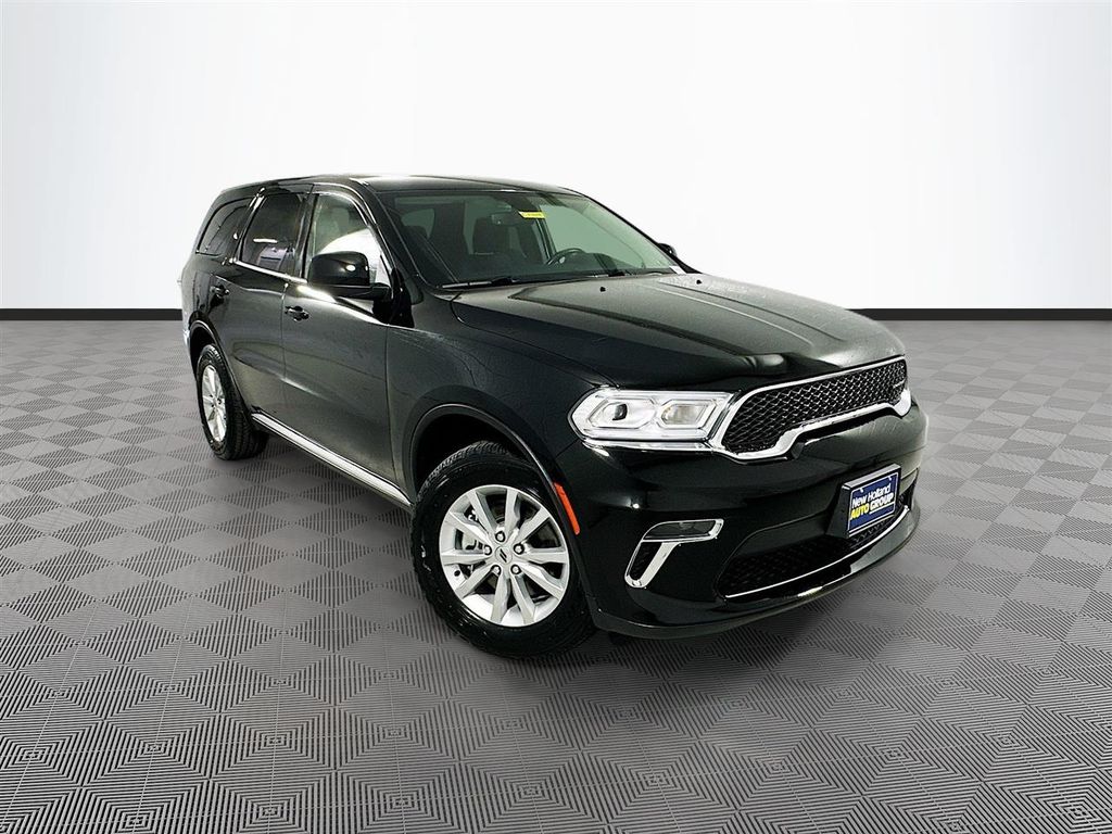 Black Clearcoat 2021 Dodge Durango SXT AWD SUV / Crossover All-Wheel Drive 8-Speed Automatic
