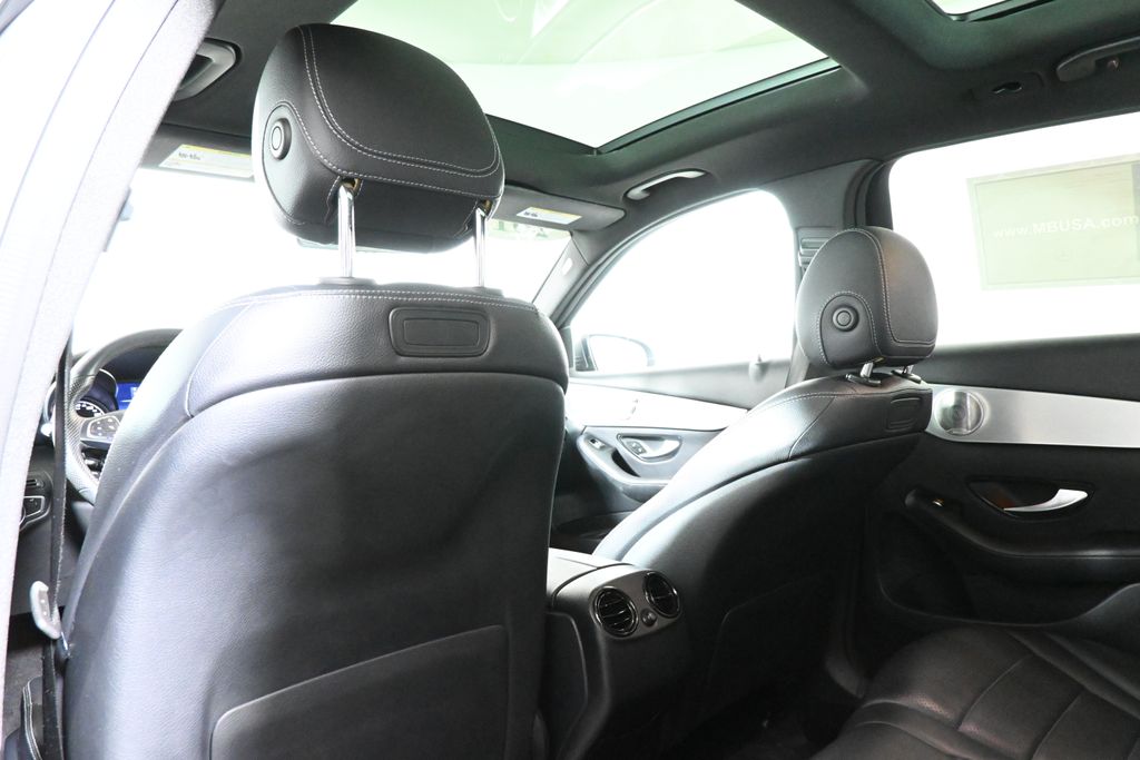 Thumbnail: 2019 Mercedes-Benz GLC - 32