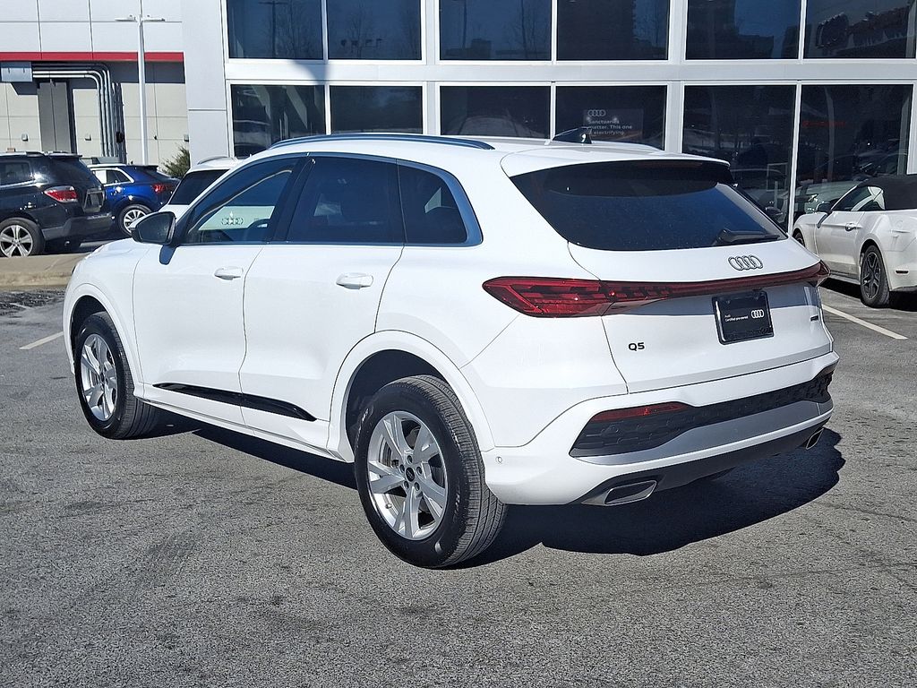 Thumbnail: 2025 Audi Q5 - 6