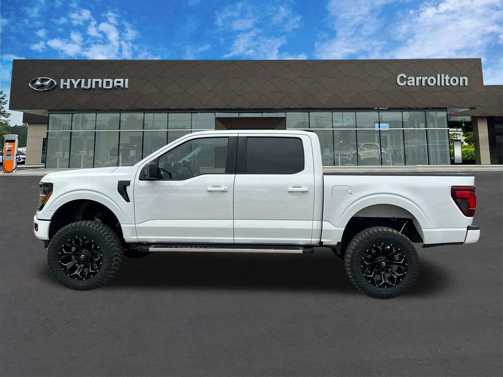 Used 2025 White Ford XLT image 8