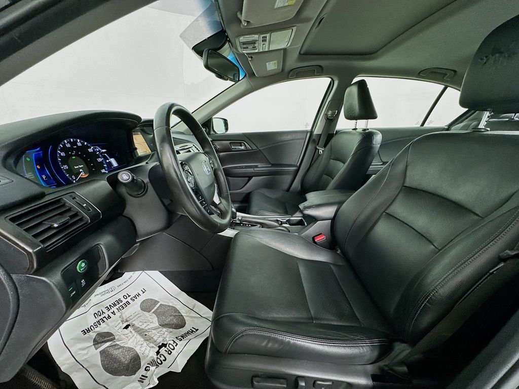 Used Car 2015 Honda Accord Hybrid  Touring For Sale Under $20,000 In Austin, Texas