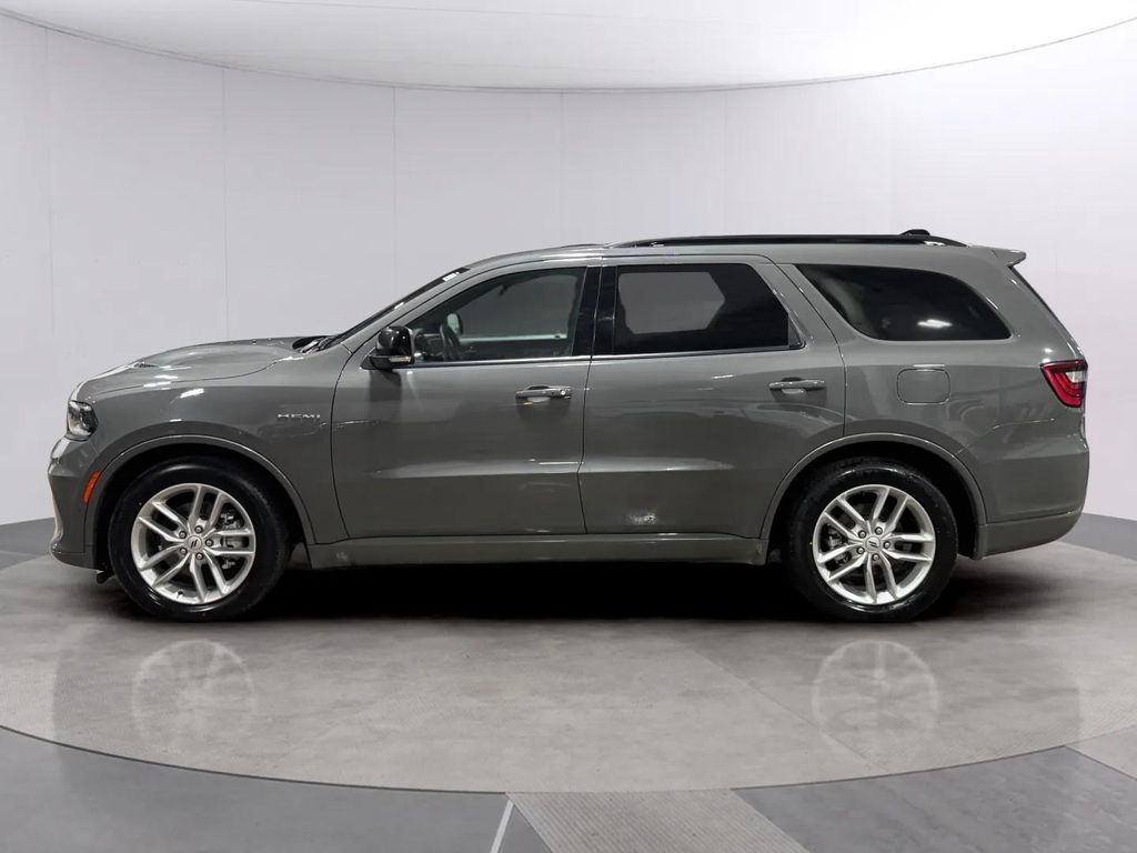 Used 2025 Destroyer Gray Clearcoat Dodge R/T Plus image 6