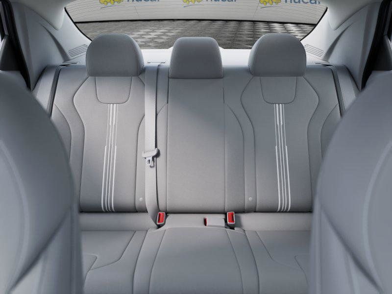 2026 Hyundai Elantra Hybrid — photo 12