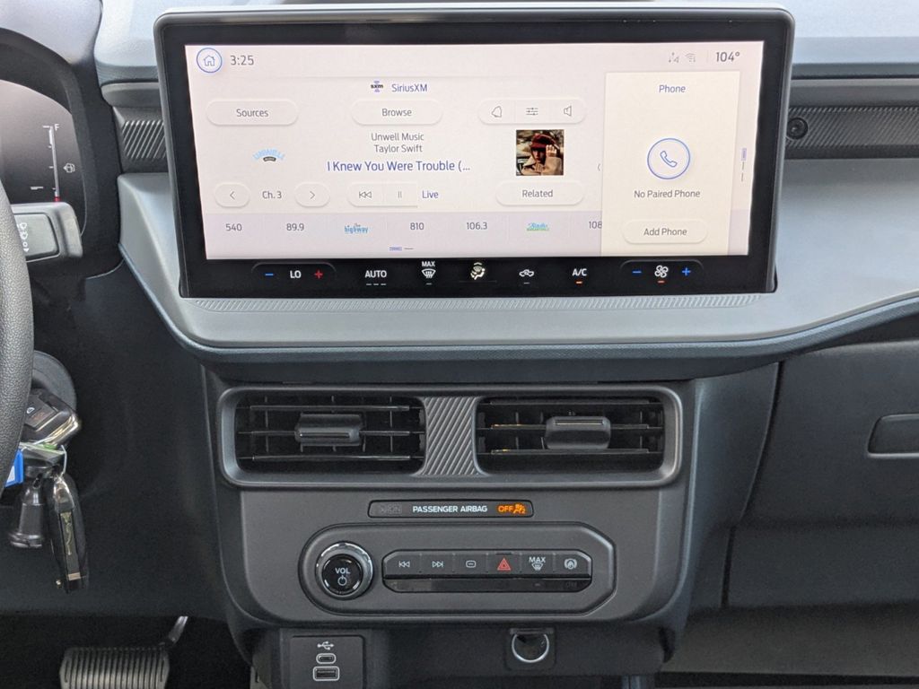 2025 Ford Maverick XL