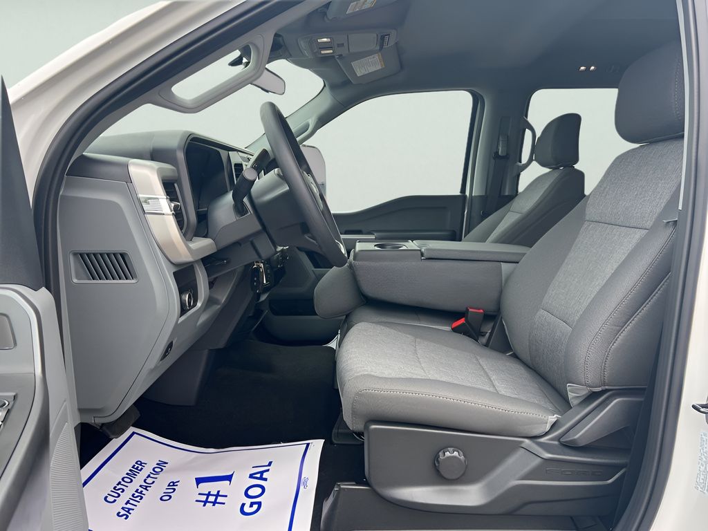 2025 Ford F-350SD