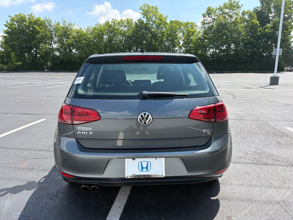 Thumbnail: 2015 Volkswagen Golf - 4
