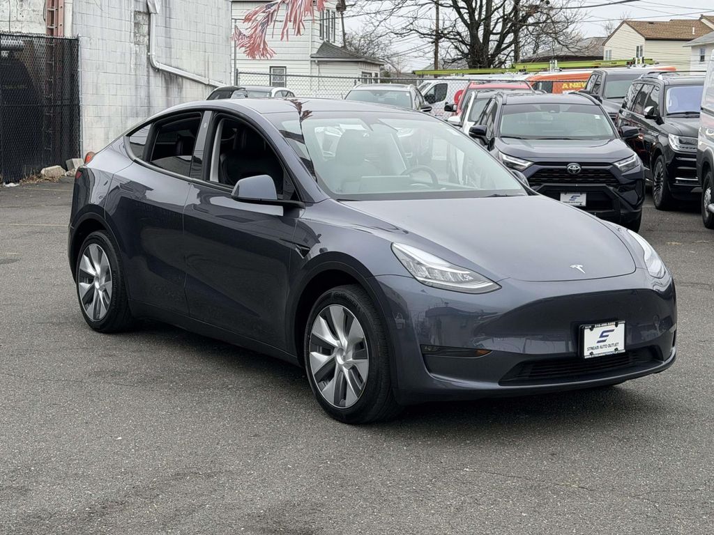 2023 Tesla Model Y Long Range AWD