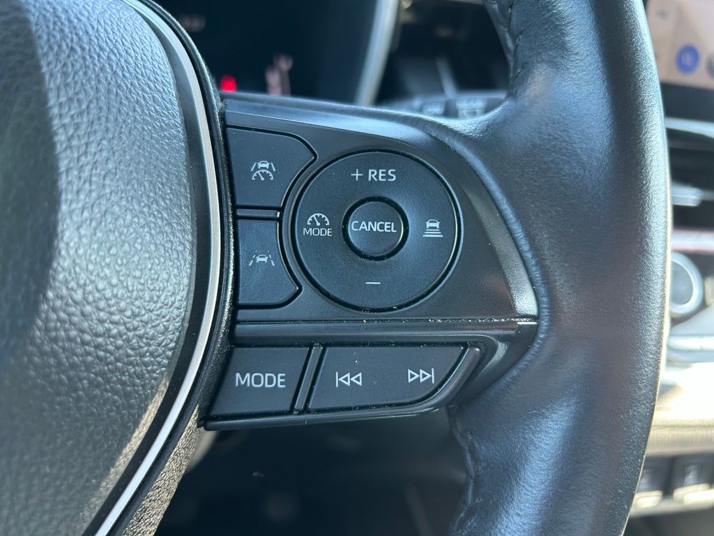 Thumbnail: 2024 Toyota Corolla Cross - 19