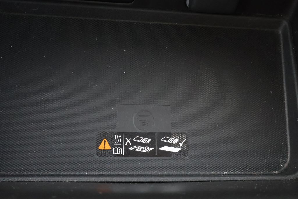 Thumbnail: 2024 Chevrolet Suburban - 25