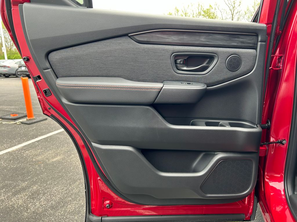 Thumbnail: 2026 Honda Passport - 21