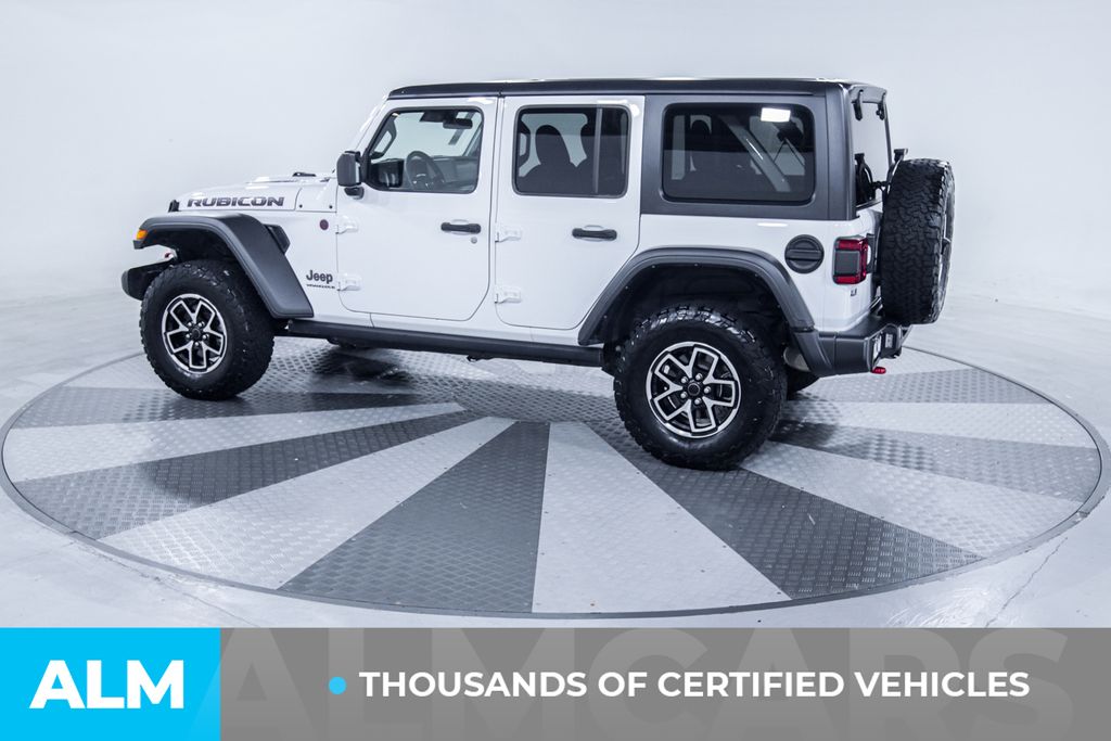 Used 2025 White Jeep Rubicon image 4