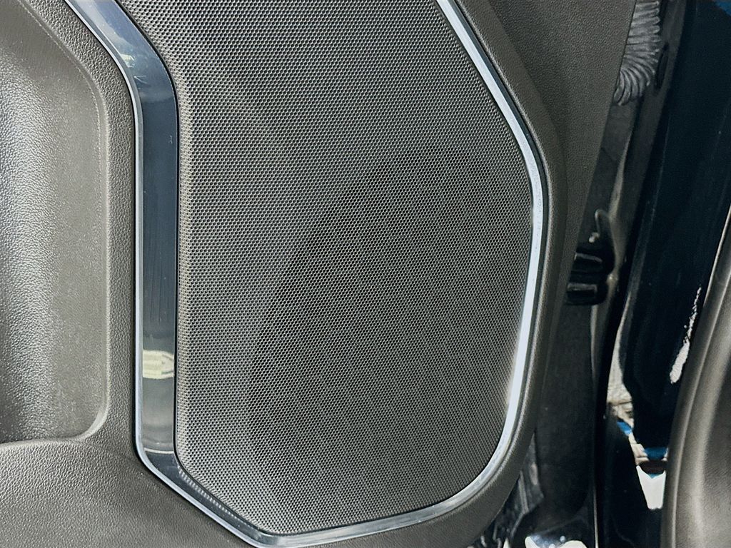 2023 Chevrolet Silverado 1500 LT 19