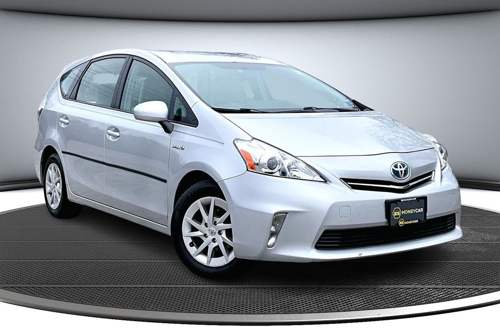 2012 Toyota Prius v Three FWD