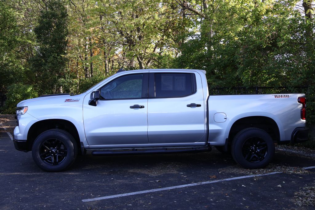 2022 Chevrolet Silverado 1500  4