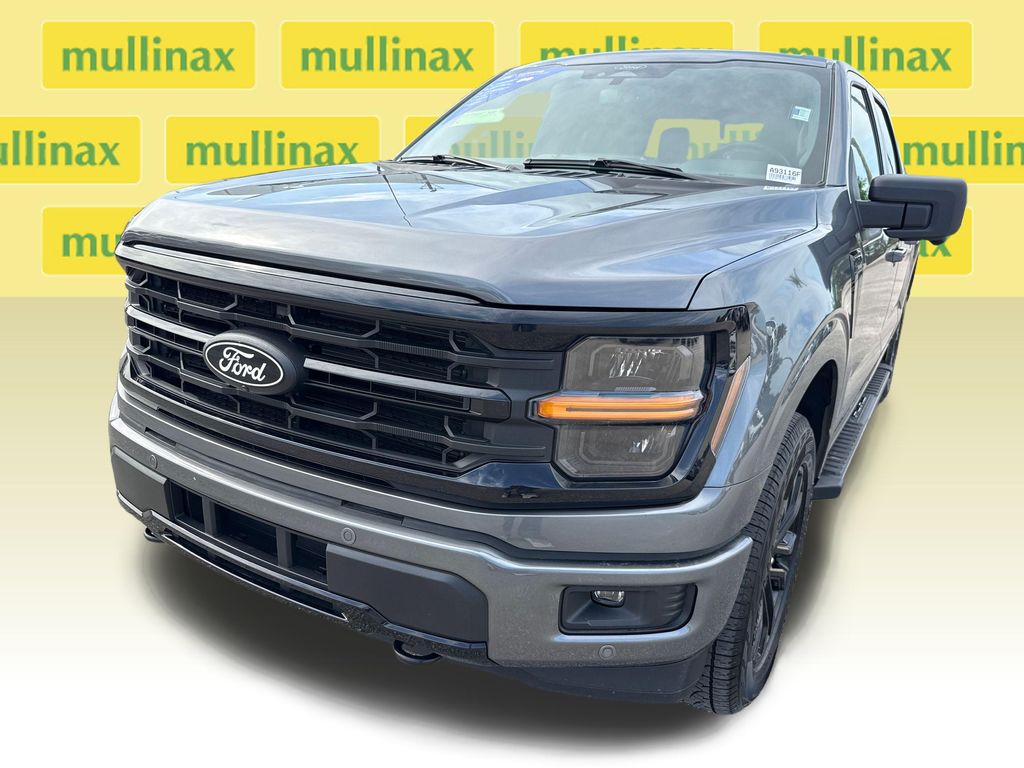 Certified Used 2025 Gray Ford XLT image 10