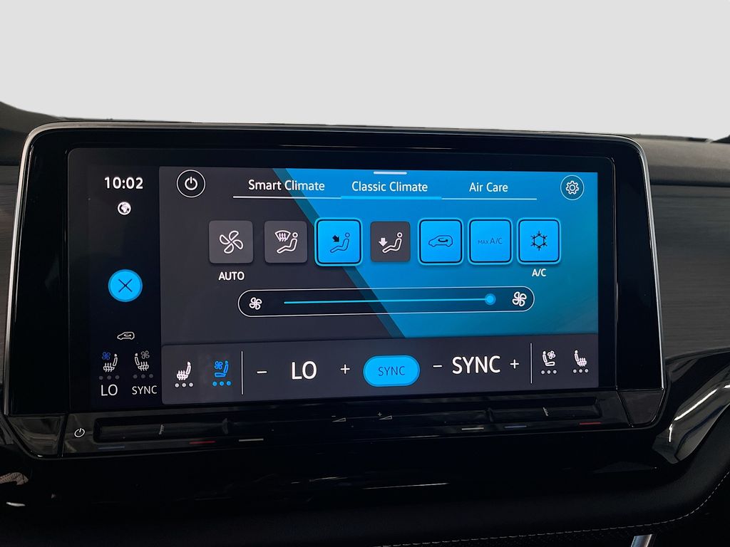 2024 Volkswagen Atlas Cross Sport SE w/Tech - Photo 16