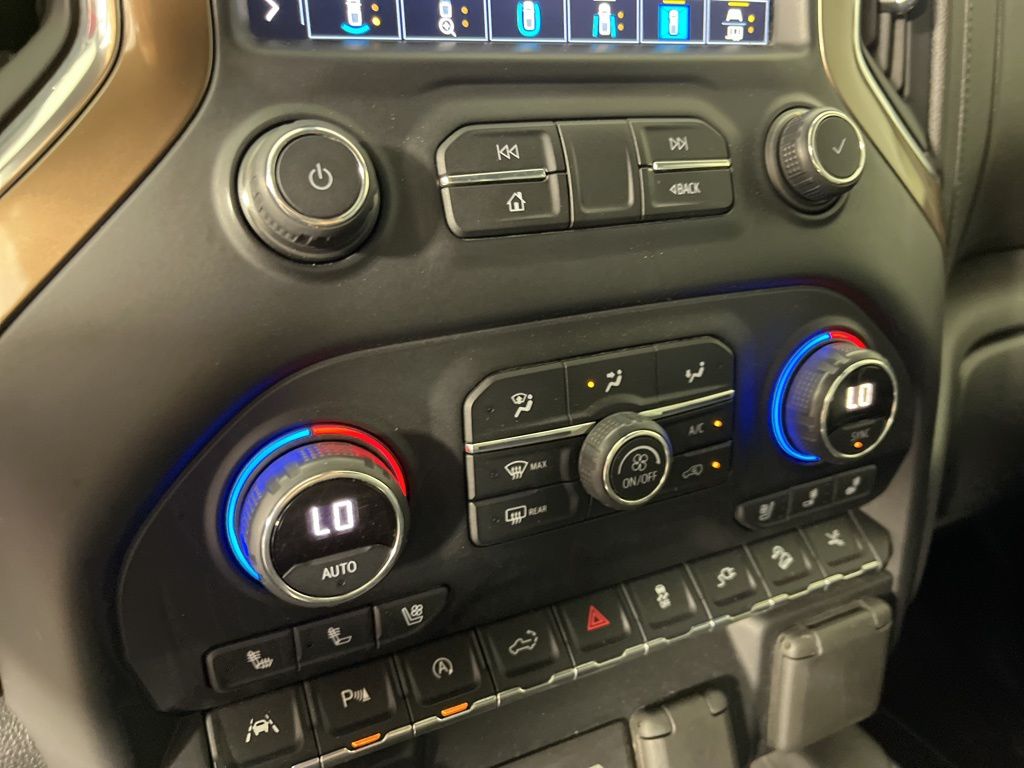 Thumbnail: 2021 Chevrolet Silverado 1500 - 30