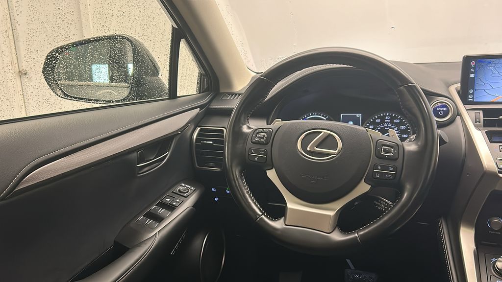 2020 Lexus NX Hybrid 300h 24