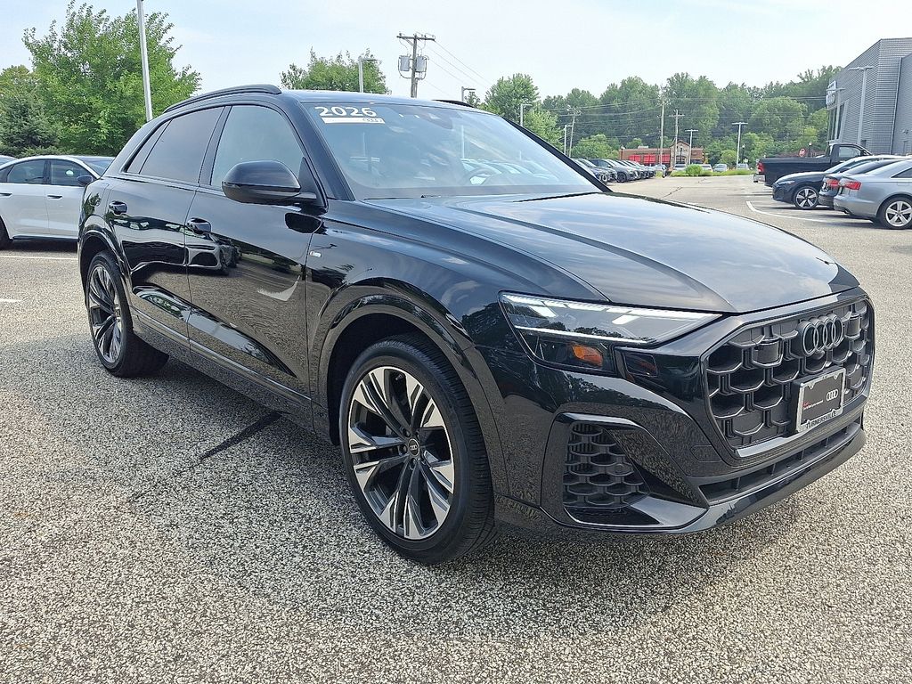 Thumbnail: 2026 Audi Q8 - 3