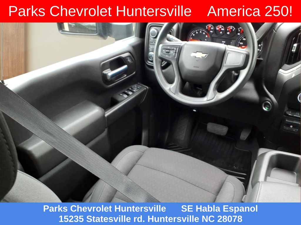 ChevroletSilverado 2500HD21
